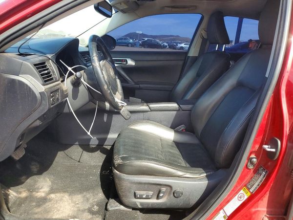 2013 LEXUS CT