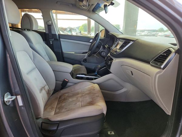2016 HYUNDAI TUCSON