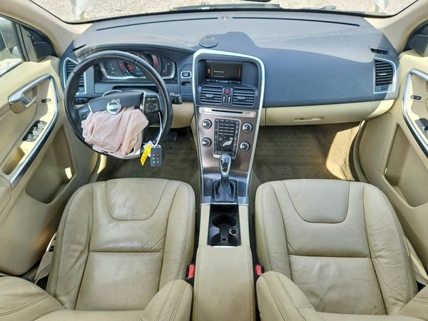 2014 VOLVO XC60