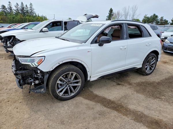 2025 AUDI Q3 S Line quattro Premium