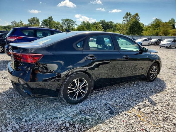 2022 KIA FORTE