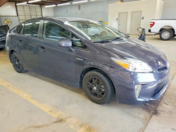 2012 TOYOTA PRIUS
