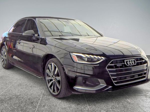 2022 AUDI A4 quattro Prestige