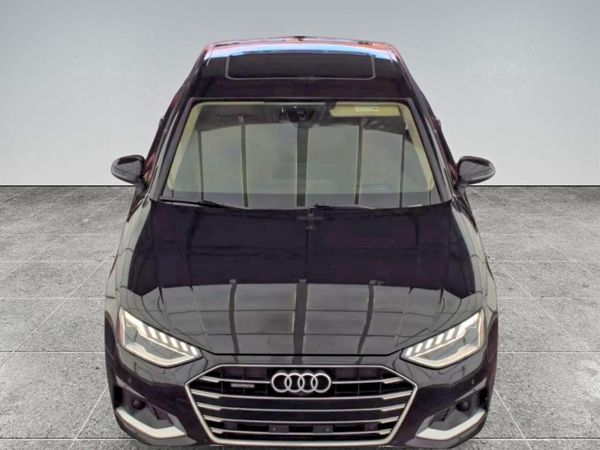 2022 AUDI A4 quattro Prestige