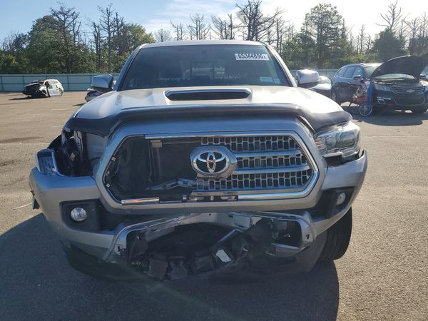 2016 TOYOTA TACOMA