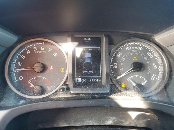 2016 TOYOTA TACOMA