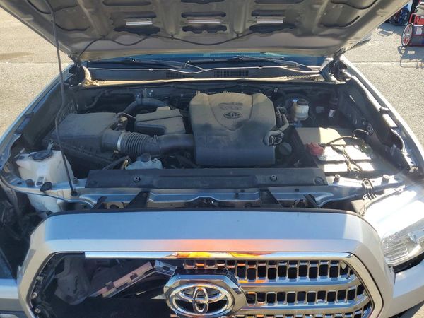 2016 TOYOTA TACOMA