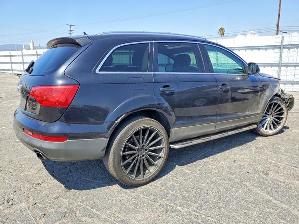 2013 AUDI Q7