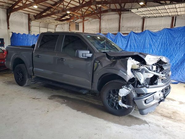 2025 FORD F150