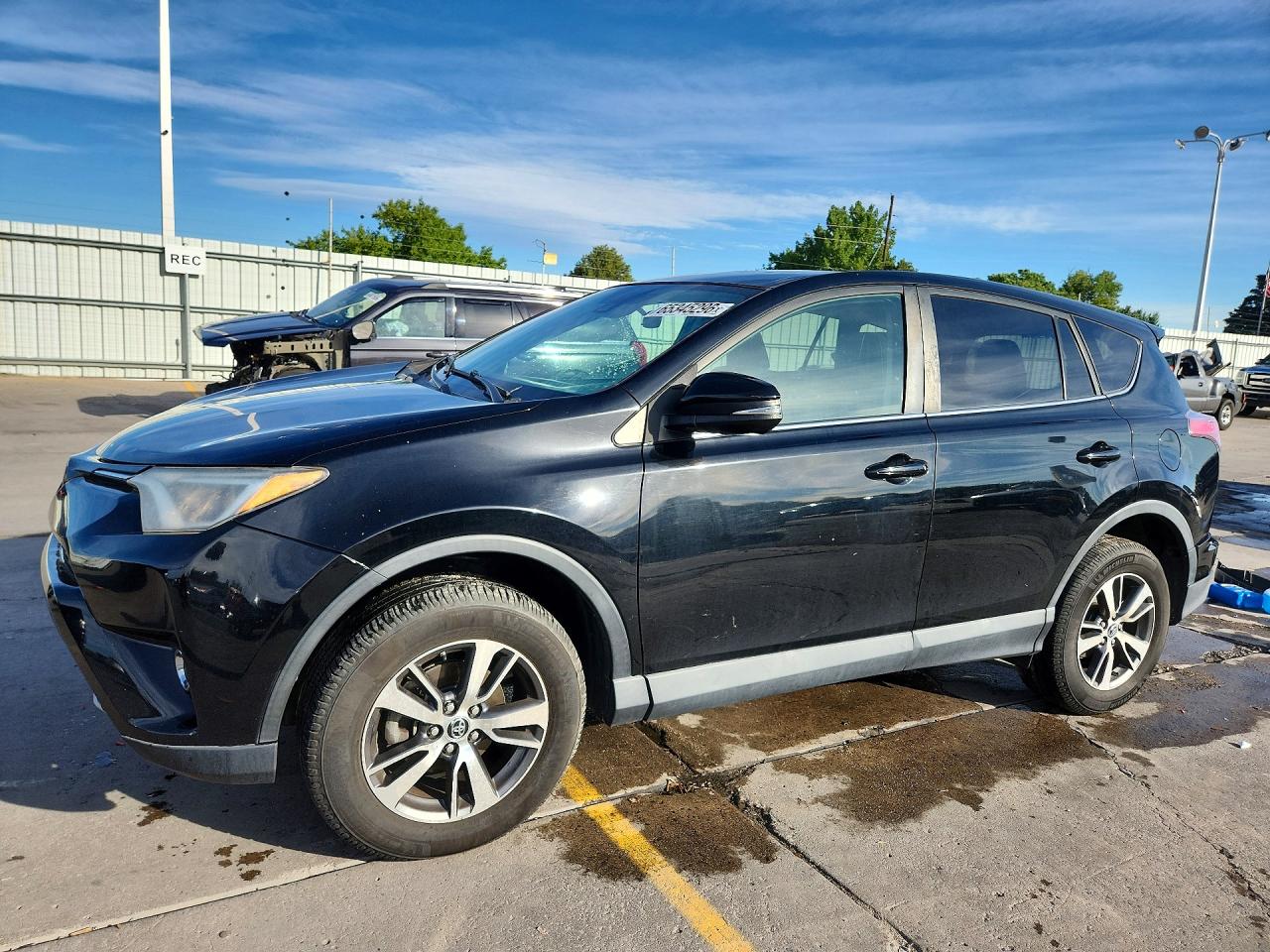 2018 TOYOTA RAV4 Adventure/XLE