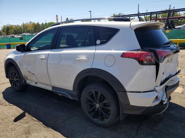 2018 TOYOTA RAV4 Adventure/XLE