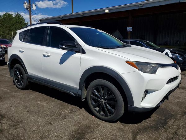 2018 TOYOTA RAV4 Adventure/XLE