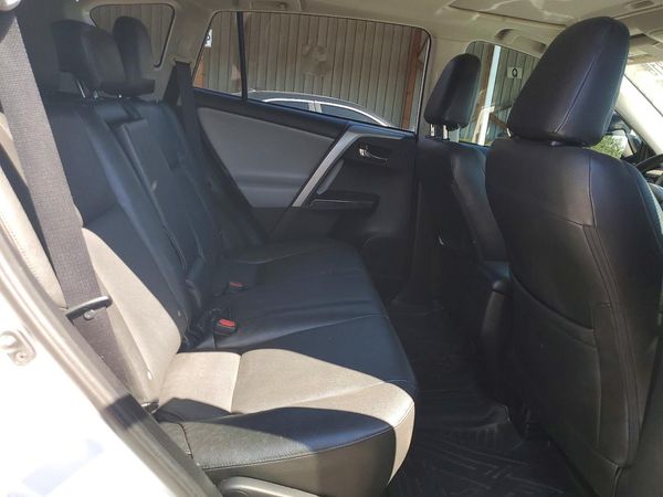 2018 TOYOTA RAV4 Adventure/XLE