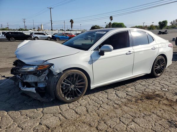 2022 TOYOTA CAMRY