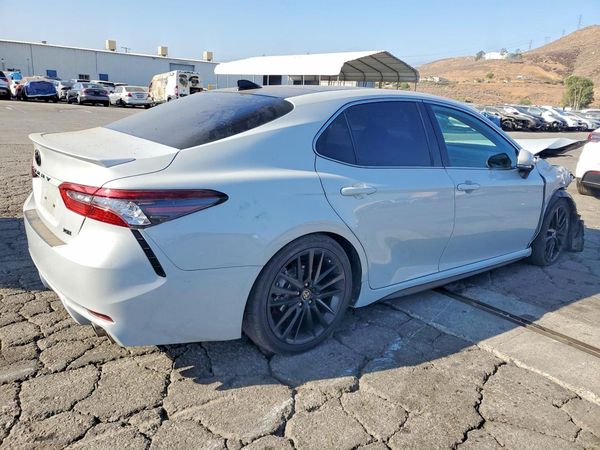 2022 TOYOTA CAMRY XSE