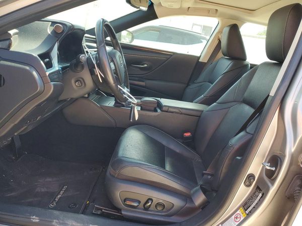 2019 LEXUS ES 350