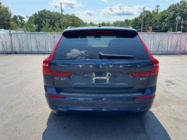 2023 VOLVO XC60
