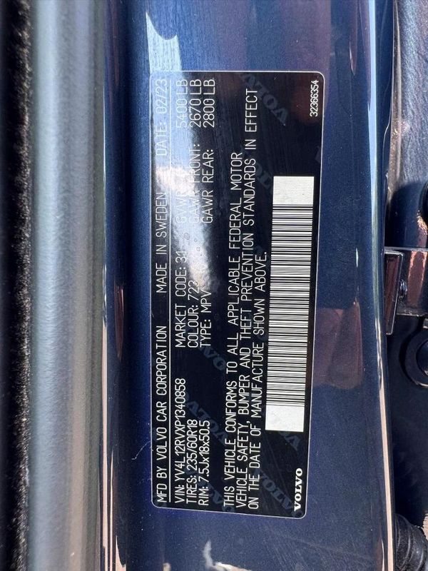 2023 VOLVO XC60