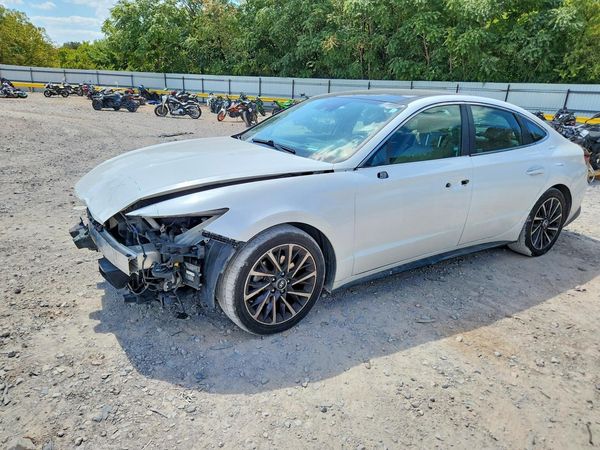 2022 HYUNDAI SONATA