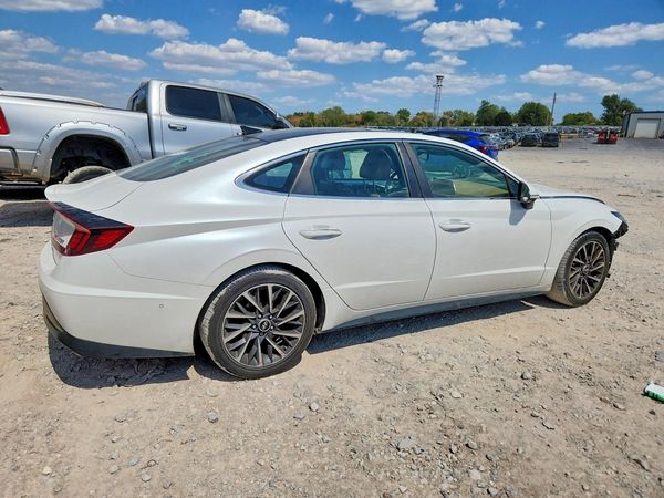 2022 HYUNDAI SONATA
