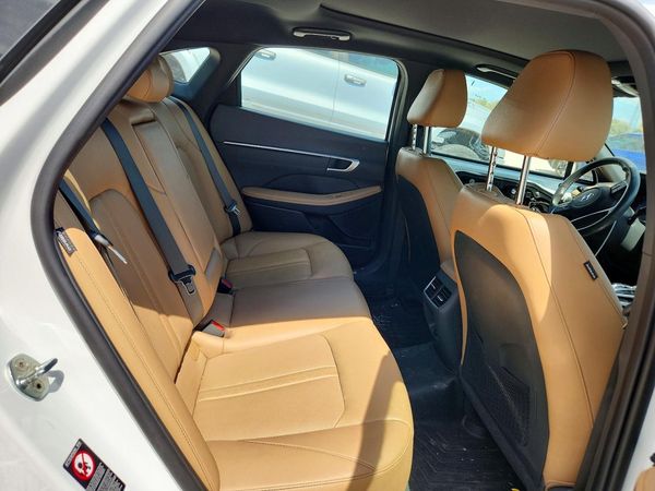 2022 HYUNDAI SONATA