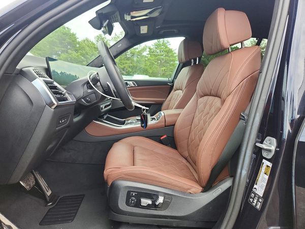 2026 BMW X5 M60i