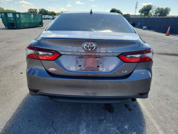 2022 TOYOTA CAMRY LE