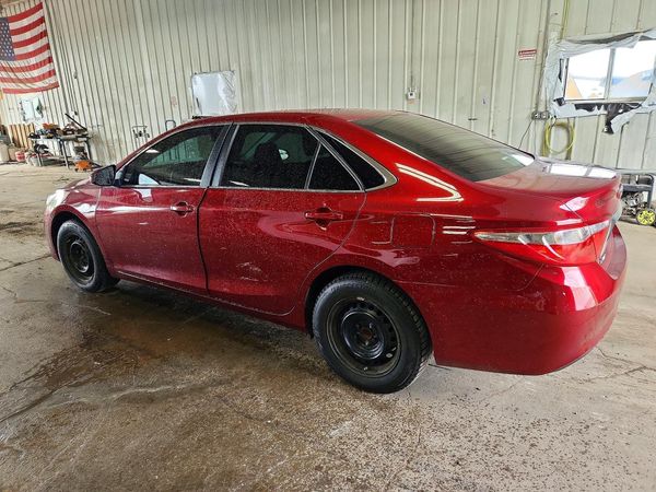 2017 TOYOTA CAMRY