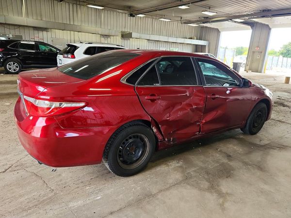 2017 TOYOTA CAMRY
