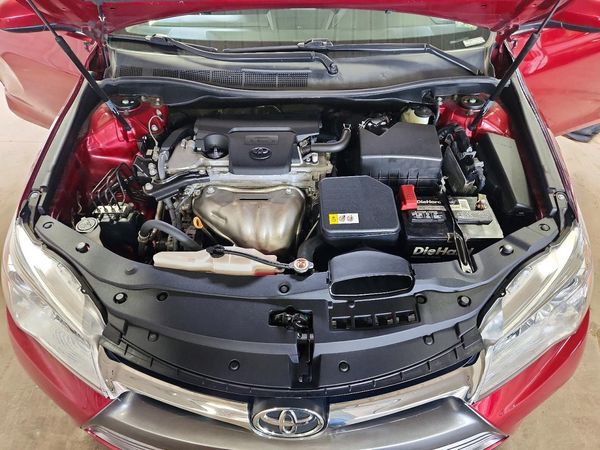 2017 TOYOTA CAMRY