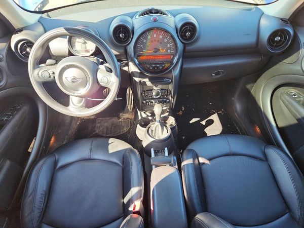 2016 MINI COOPER