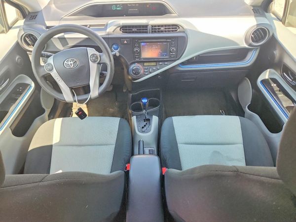 2012 TOYOTA PRIUS C TH — CKPT