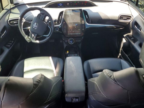 2021 TOYOTA PRIUS