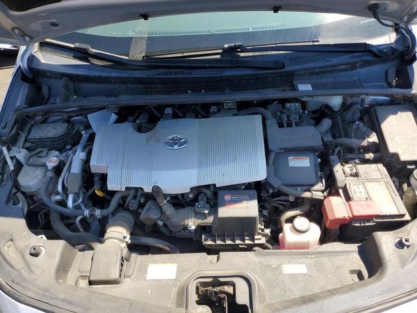 2021 TOYOTA PRIUS