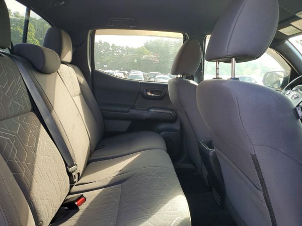 2017 TOYOTA TACOMA
