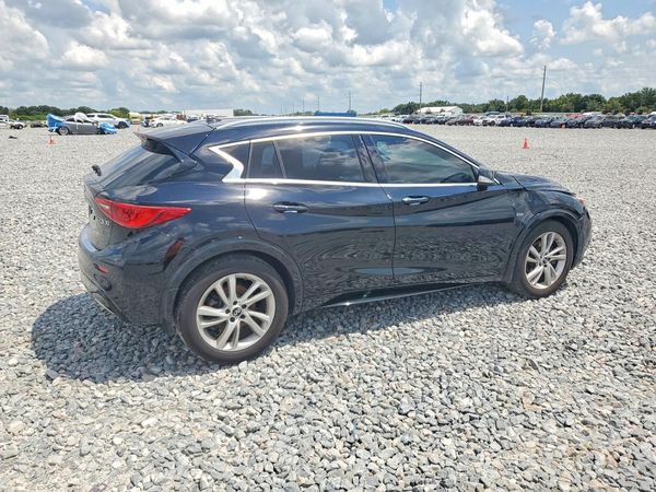 2018 INFINITI QX30
