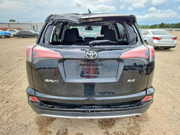 2018 TOYOTA RAV4 Adventure/XLE