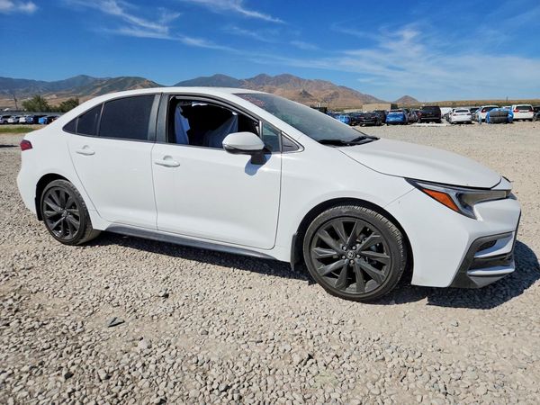 2025 TOYOTA COROLLA