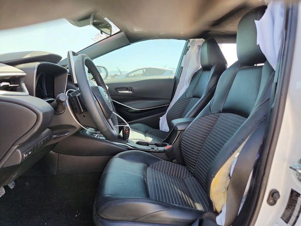 2025 TOYOTA COROLLA