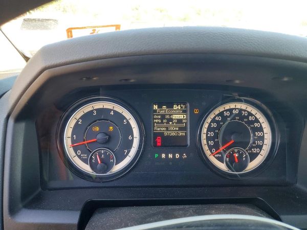 2018 RAM 1500 SLT CREW CAB 4X4