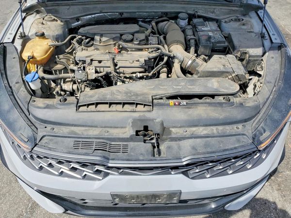 2022 KIA K5 GT-Line — Engine bay