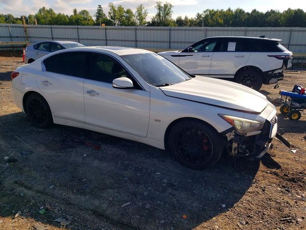 2018 INFINITI Q50