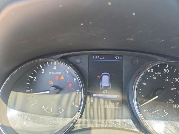 2018 NISSAN ROGUE