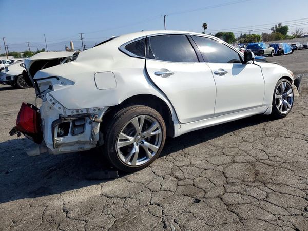 2018 INFINITI Q70
