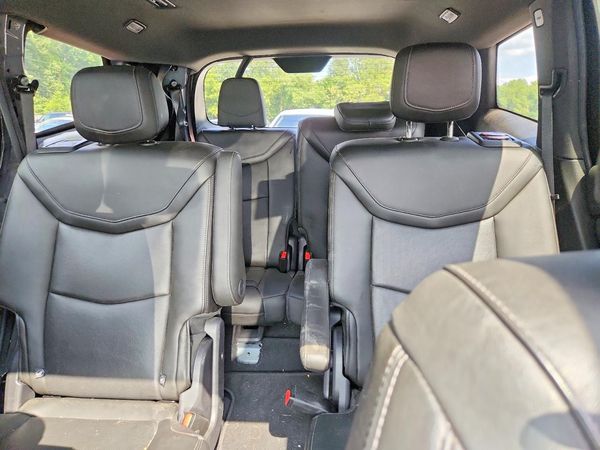 2021 CADILLAC XT6