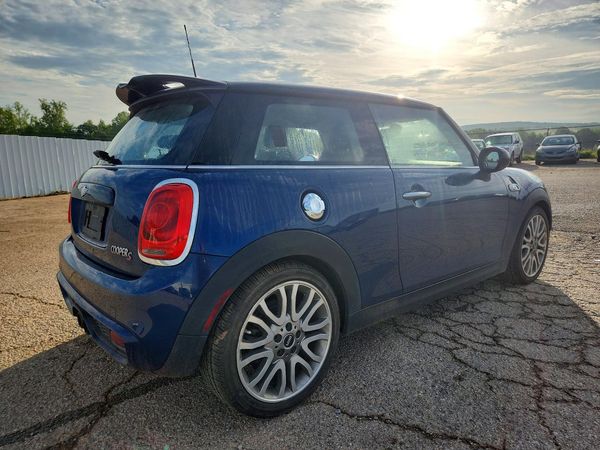 2015 MINI COOPER