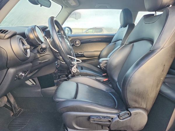 2015 MINI COOPER