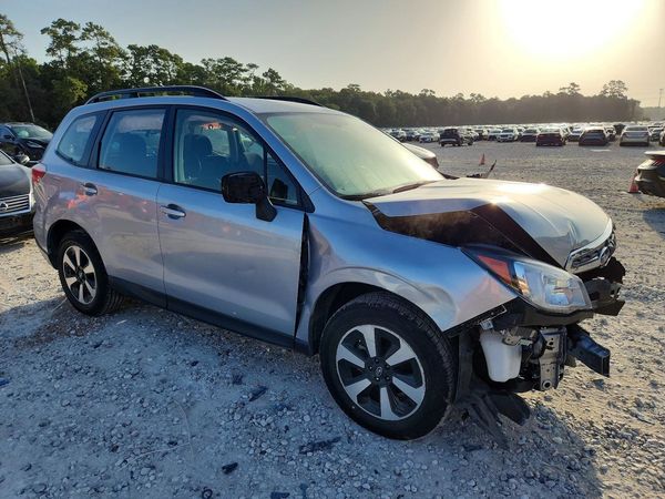 2018 SUBARU FORESTER Base P