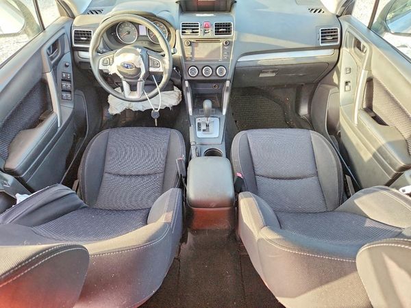 2018 SUBARU FORESTER Base P