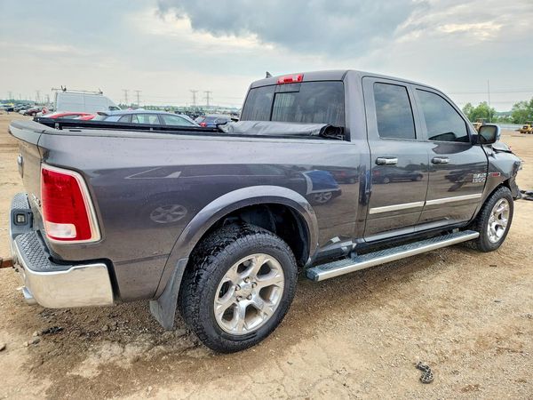 2015 RAM 1500 Laramie
